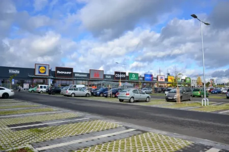 Nákupní centrum na Košutce