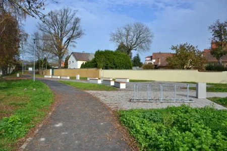 Brentnerovy sady a molo Dobřany