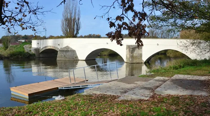 Brentnerovy sady a molo Dobřany