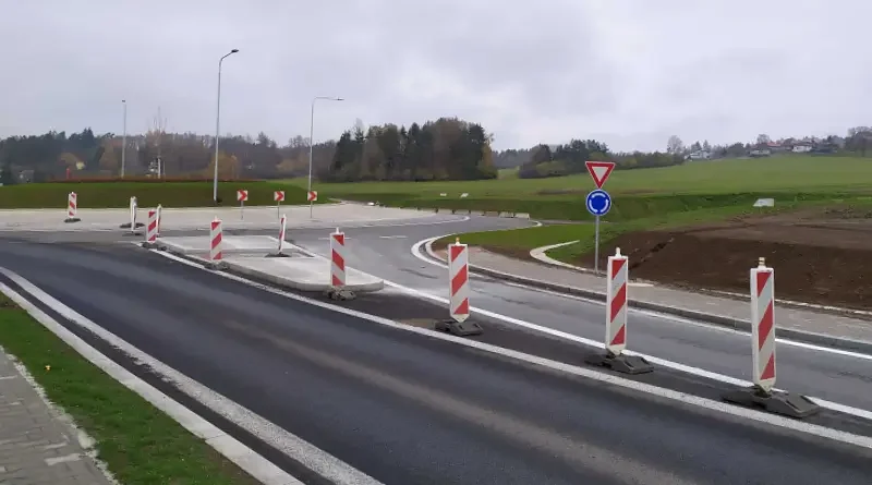 Kruhový objezd Losiná