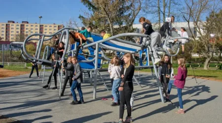 Letadlo na borech - hřiště