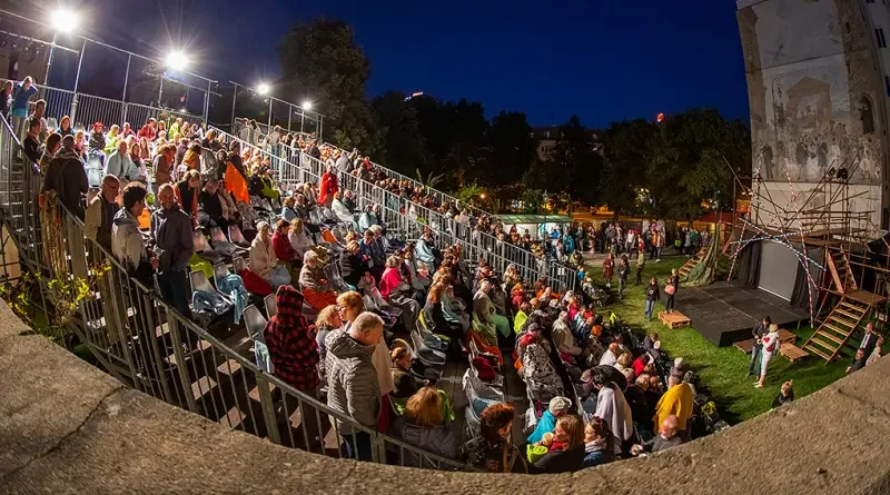 Divadelní léto 2018