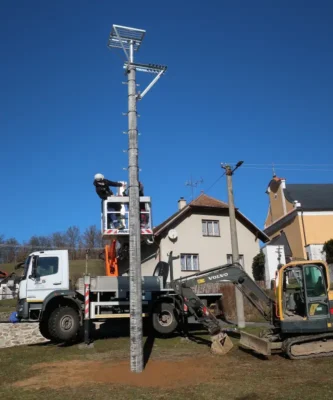 Nové hnízdo pro čápy