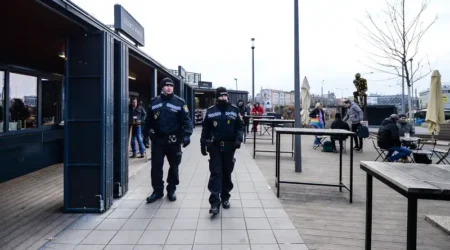 Policie u Paluby Hamburk