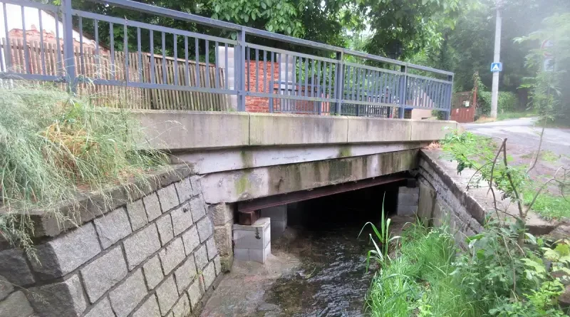 Most před Hrádecký potok