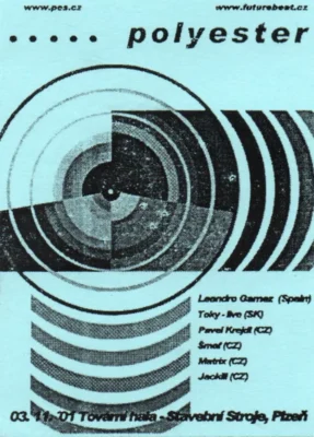 Polyester v roce 2001 v hale Stavebních strojů