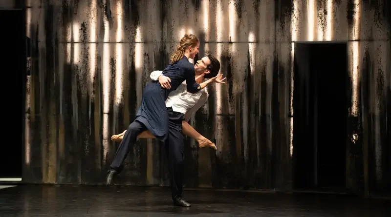 Andronika Tarkošová, Gaëtan Pires