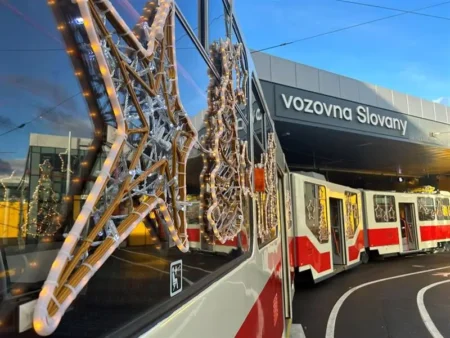 Náhradní vánoční tramvaj