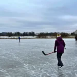 Kluziště na louce v Dobřanech