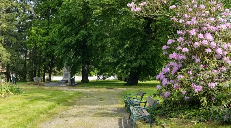 Náhrobek J. K. Tyla