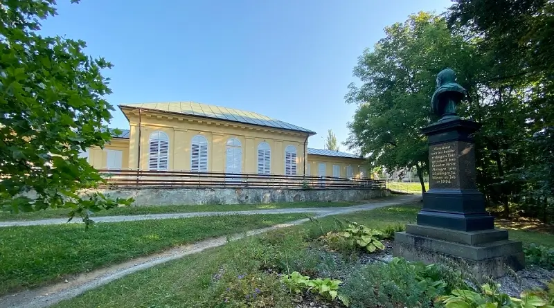 Lochotínský pavilonek