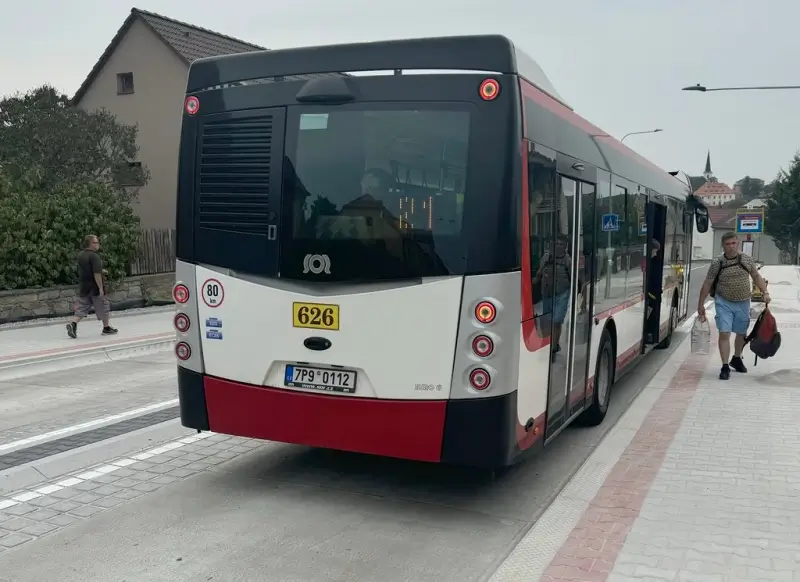 Zastávka v Liticích