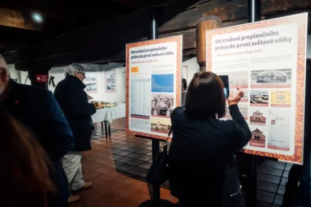 Výstava Dej Bůh štěstí!