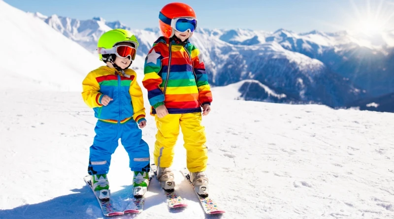 děti na lyžích