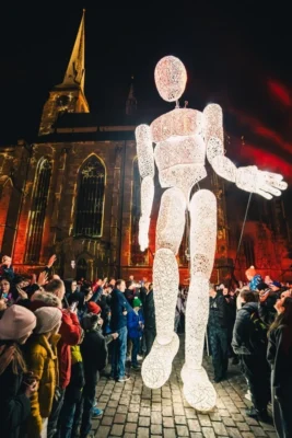 Světelné loutky DUNDU