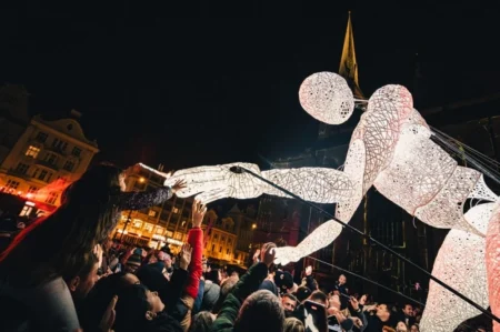 Světelné loutky DUNDU